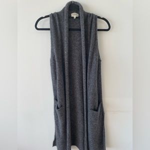 Sleeveless cardigan in charcoal from aritzia
